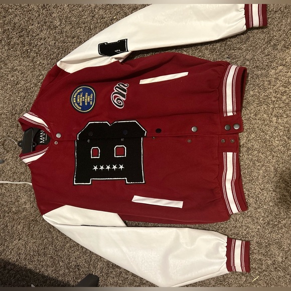 Varsity jacket - Picture 1 of 3